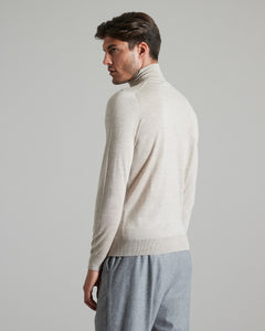 Natural cashmere and silk men's turtleneck sweater