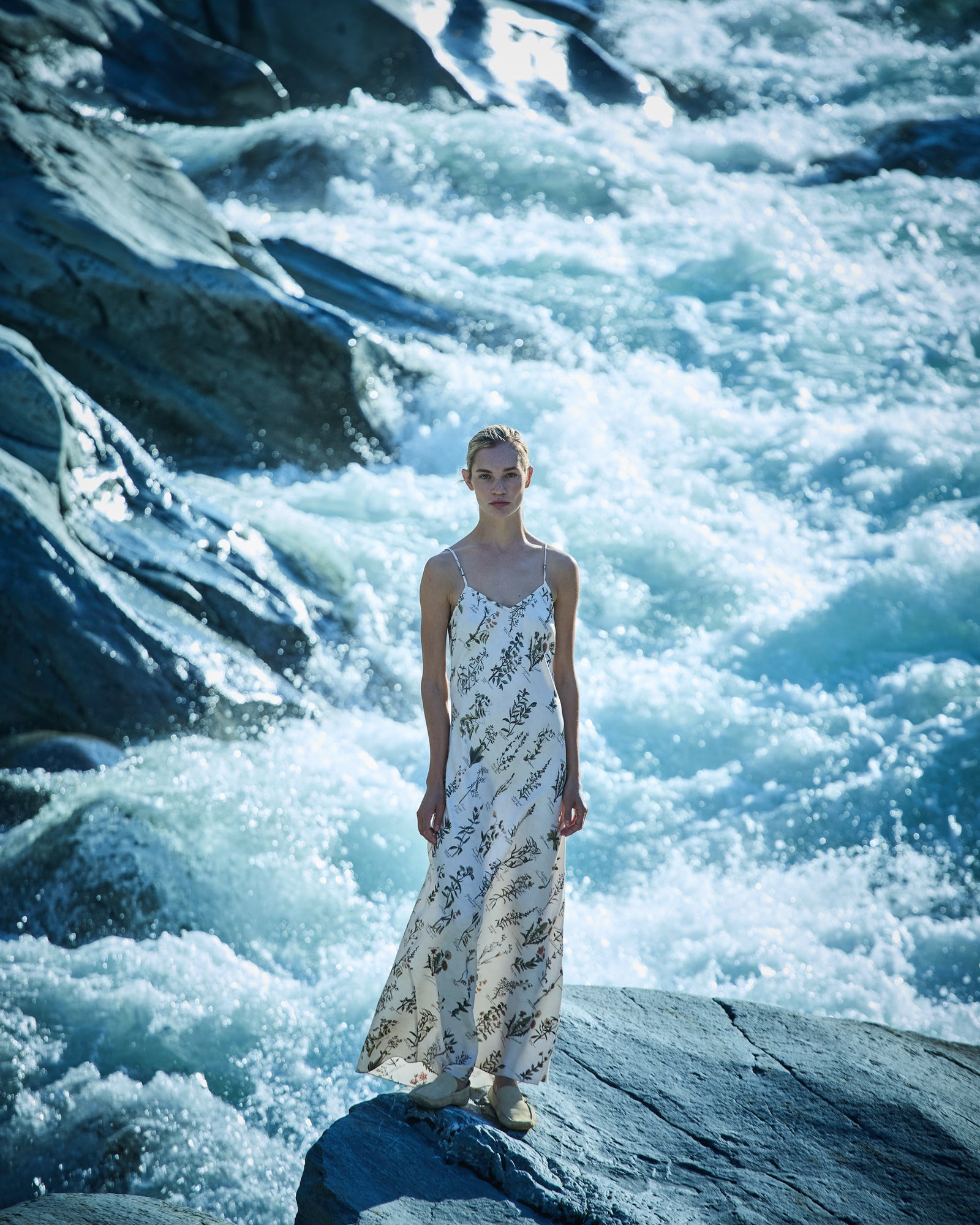 Herbarium-print dress in pure silk