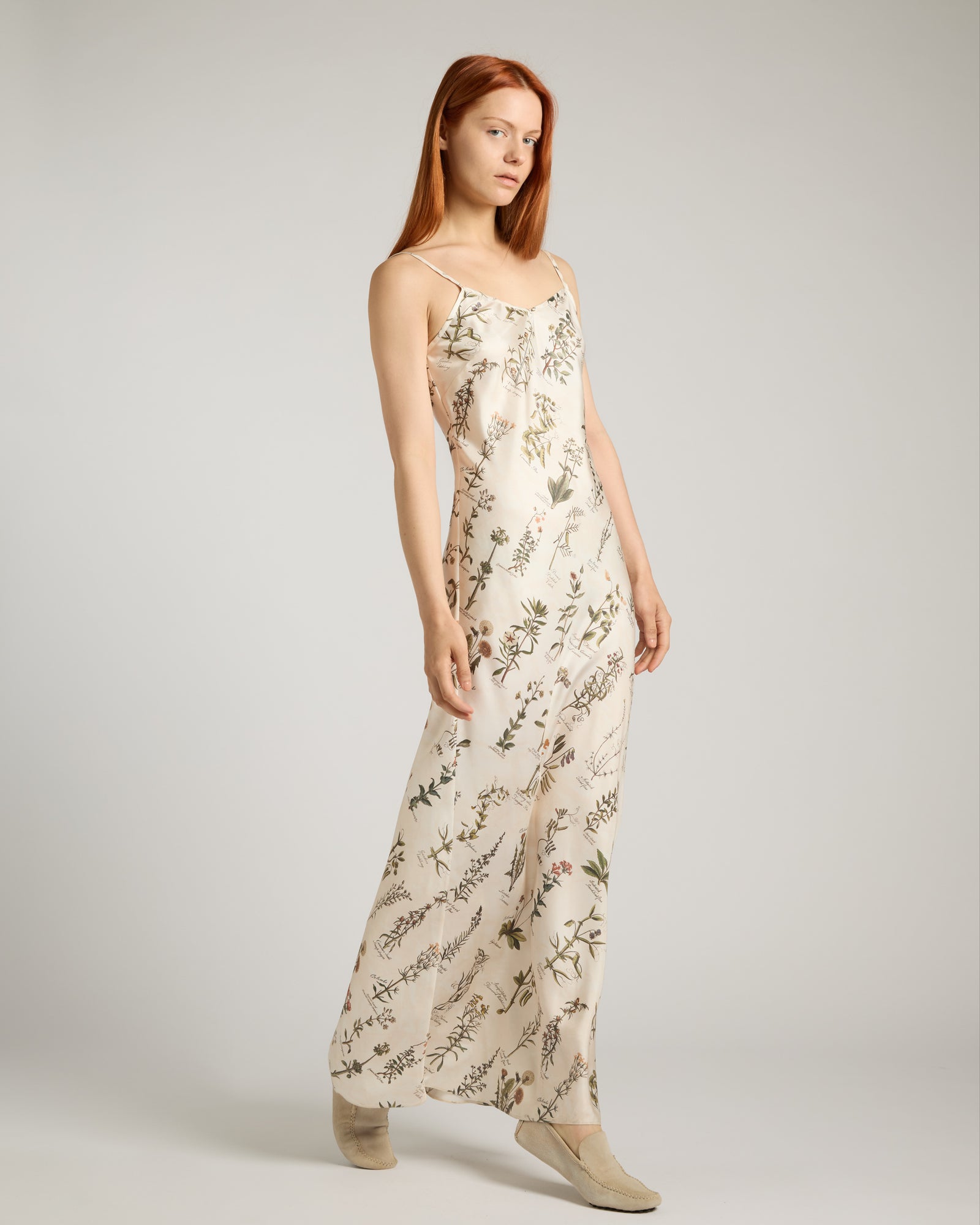 Herbarium-print dress in pure silk 2