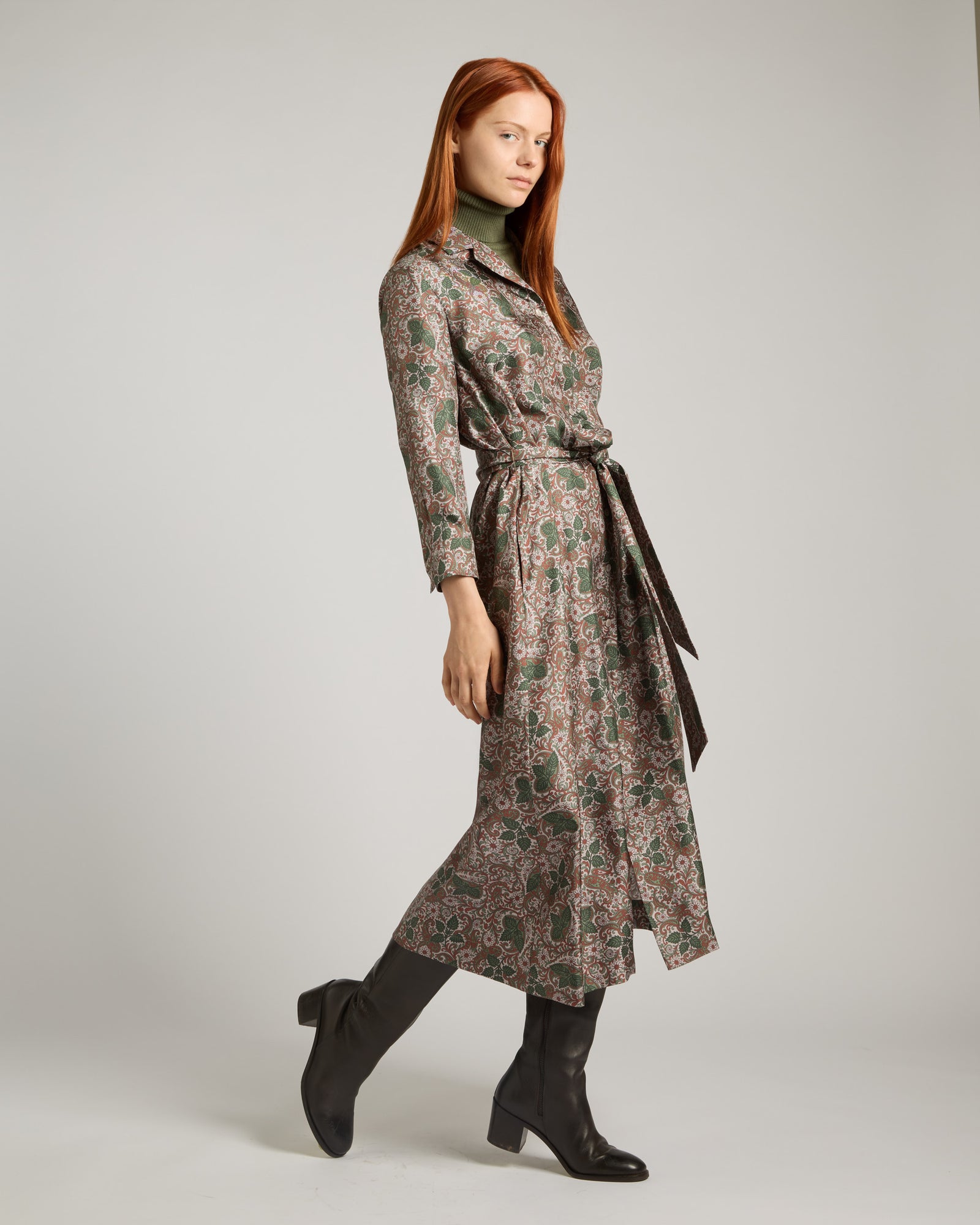Pure silk Chemisier  with a nettle print 2
