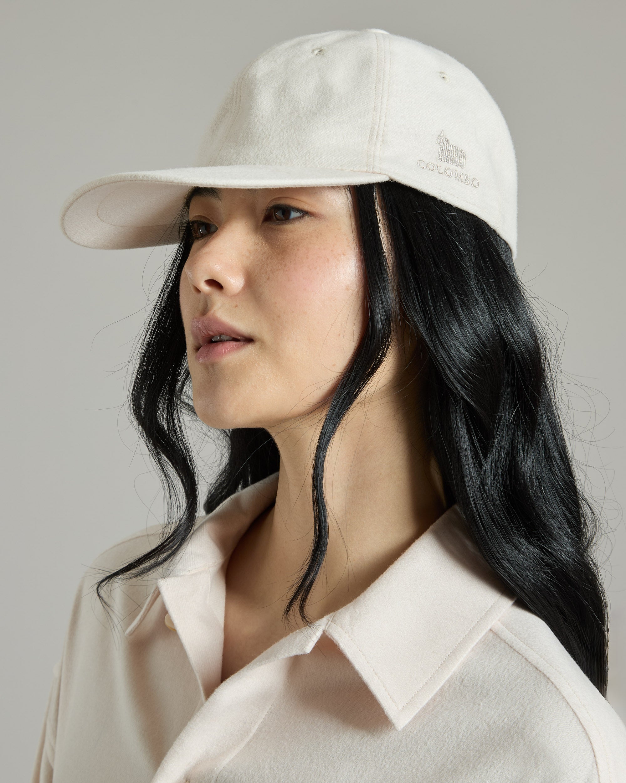 Beige baseball cap in Touch Cashmere