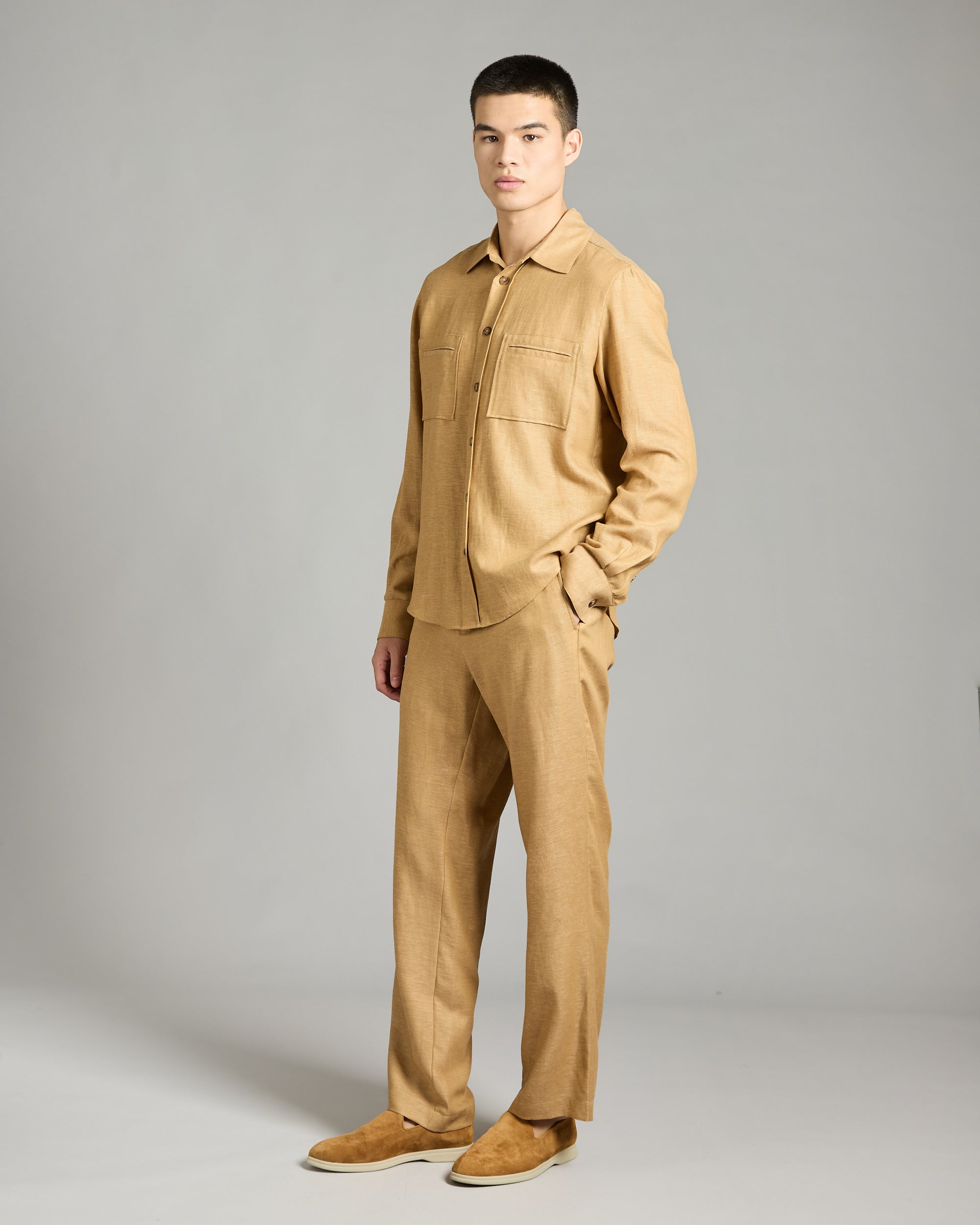 Shirt in Summer Cashmere 4.0 in Ochre
