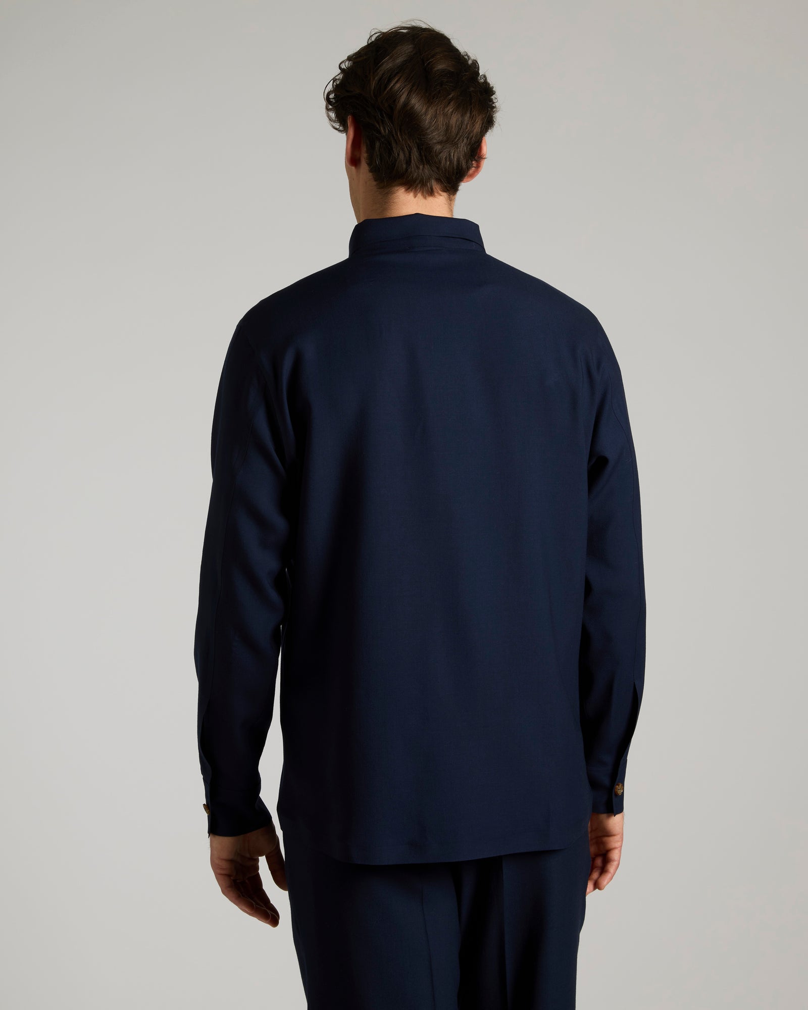 AQUA Shirt in Cashmere 4.0 5