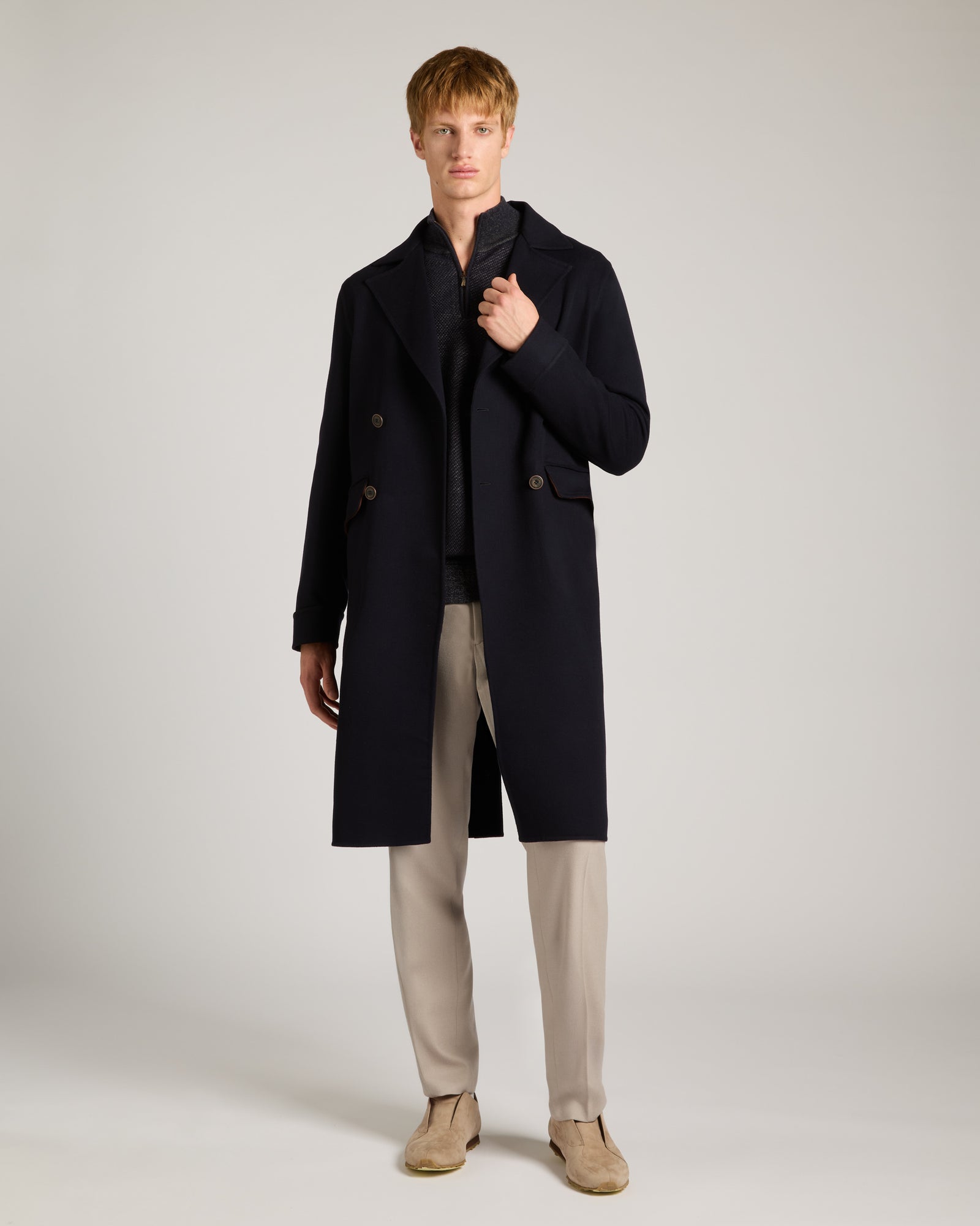Double-breasted coat in 12.8 Kid Wool 4