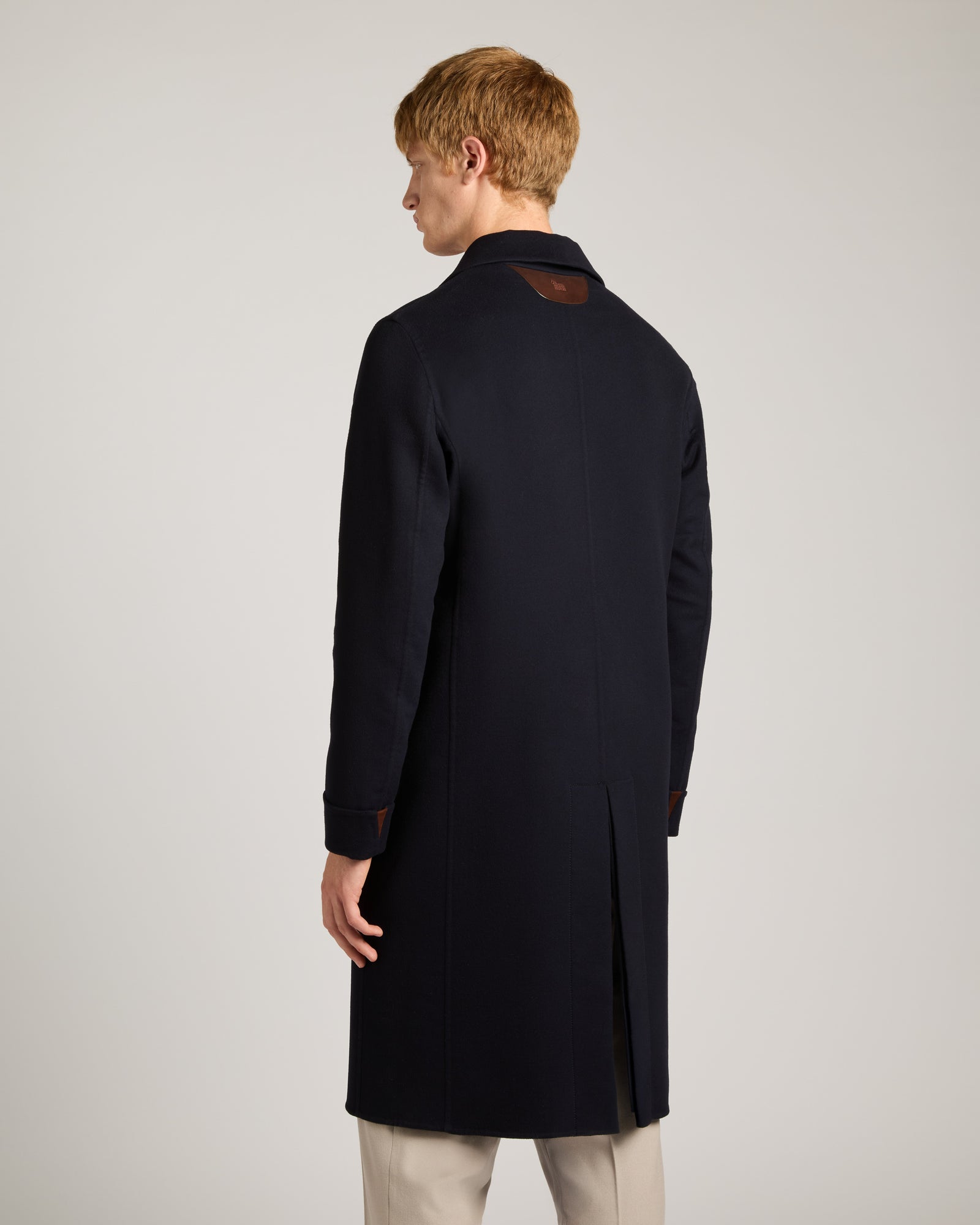 Double-breasted coat in 12.8 Kid Wool 9