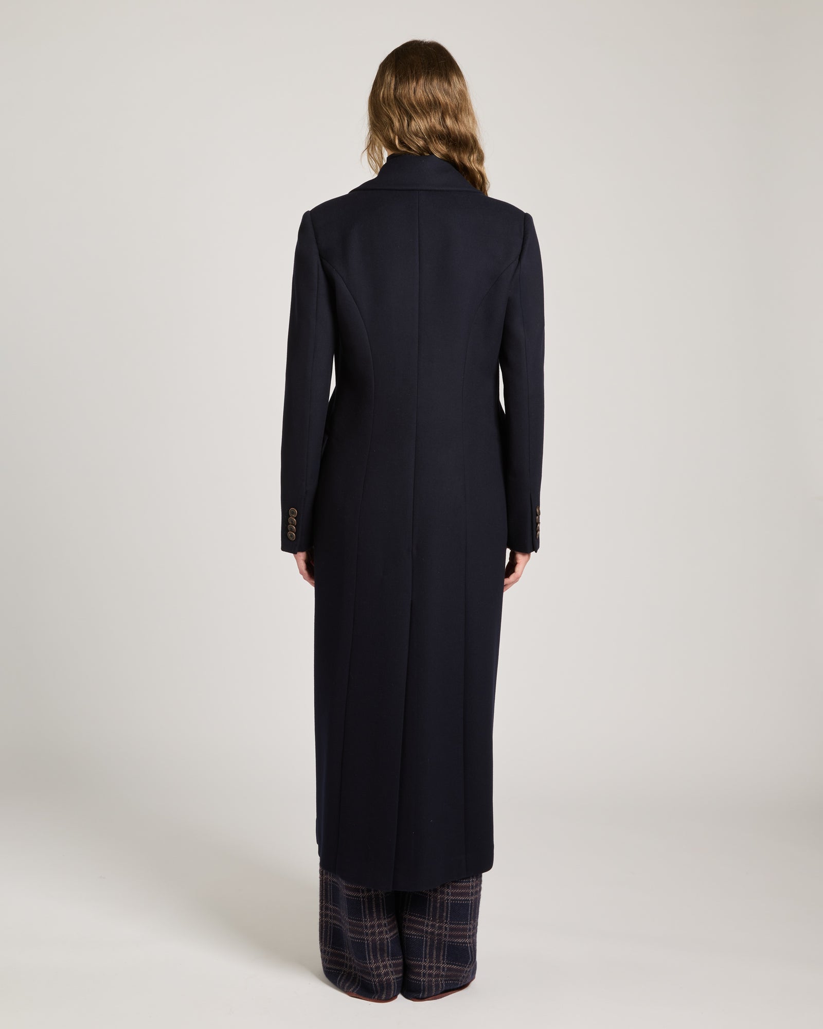 Double-breasted coat in 12.8 Kid Wool 6