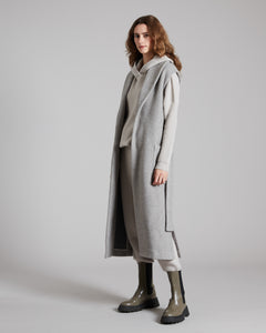 Outerwear senza maniche in cashmere fleece