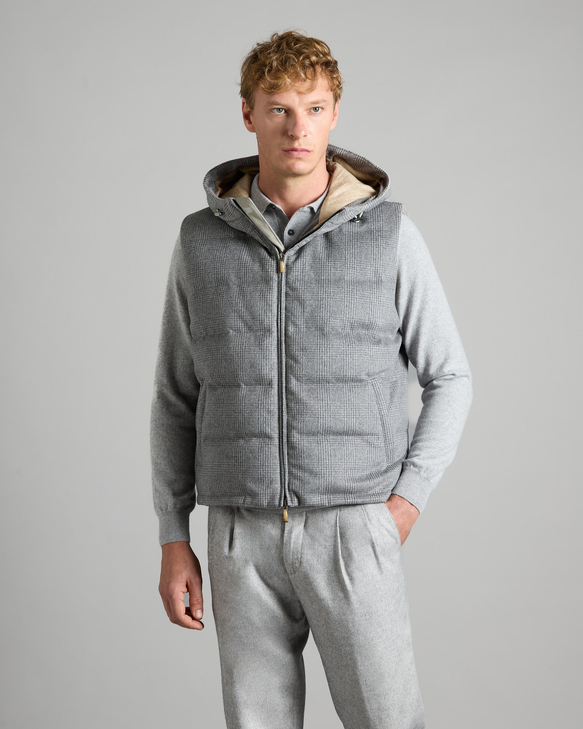 Grey mambrain cashmere down vest