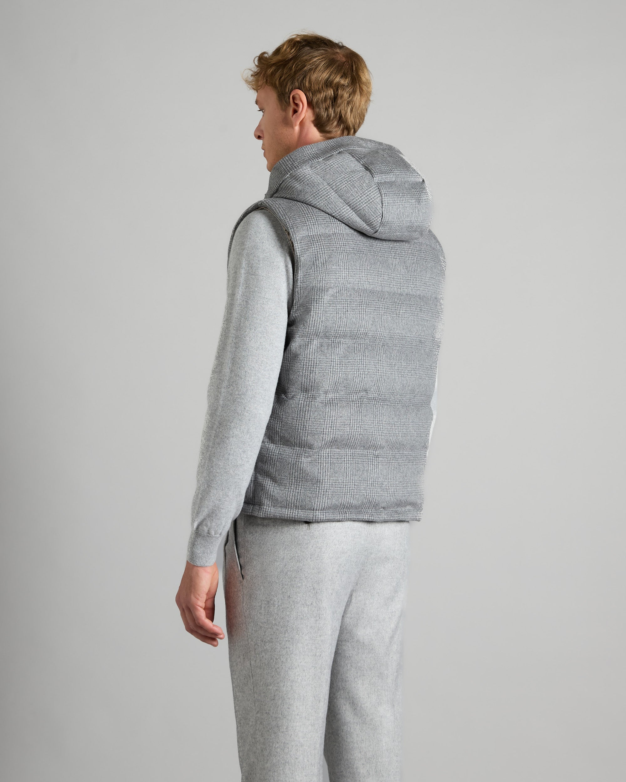 Grey mambrain cashmere down vest