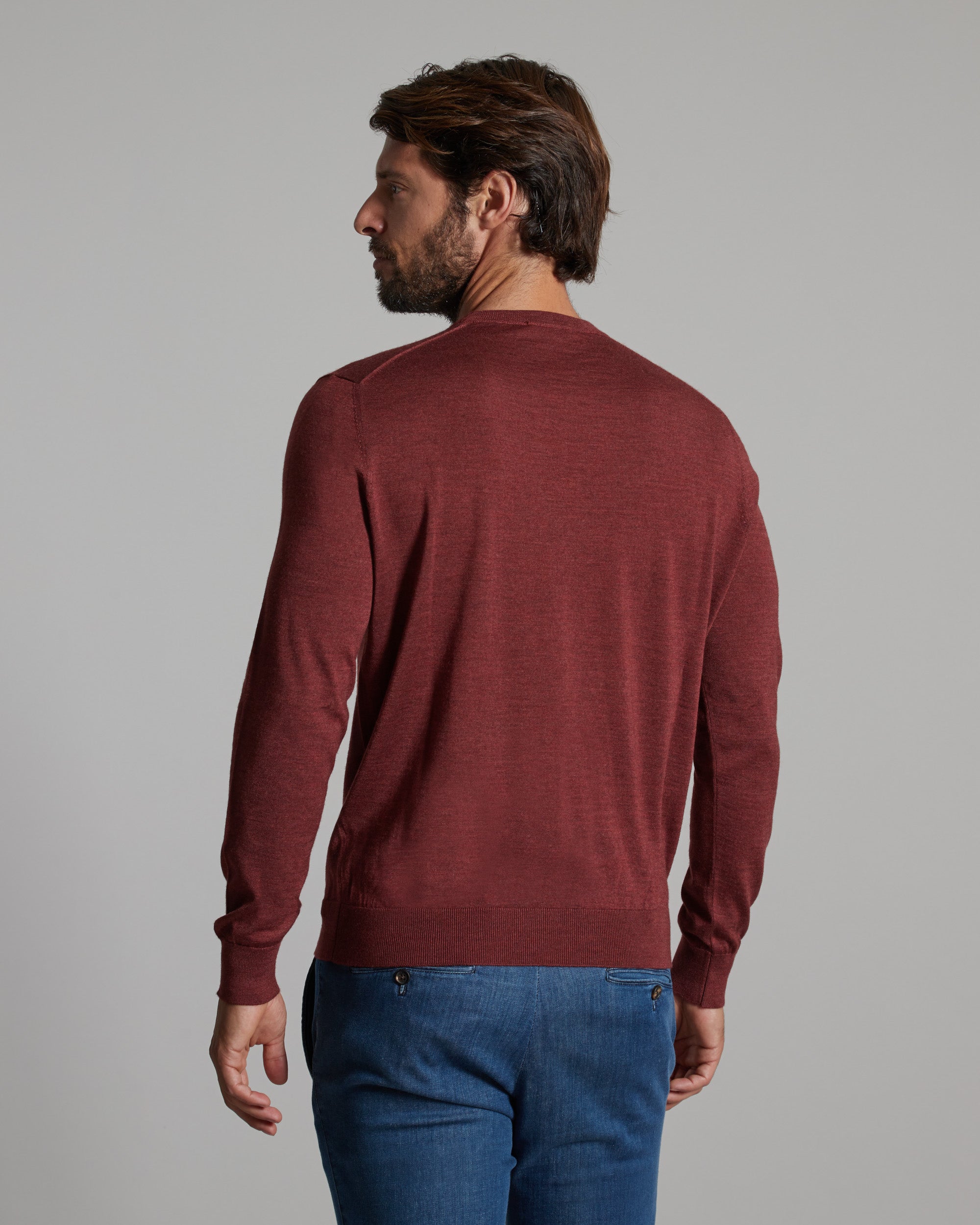 Bordeaux cashmere and silk men's round-neck sweater 3
