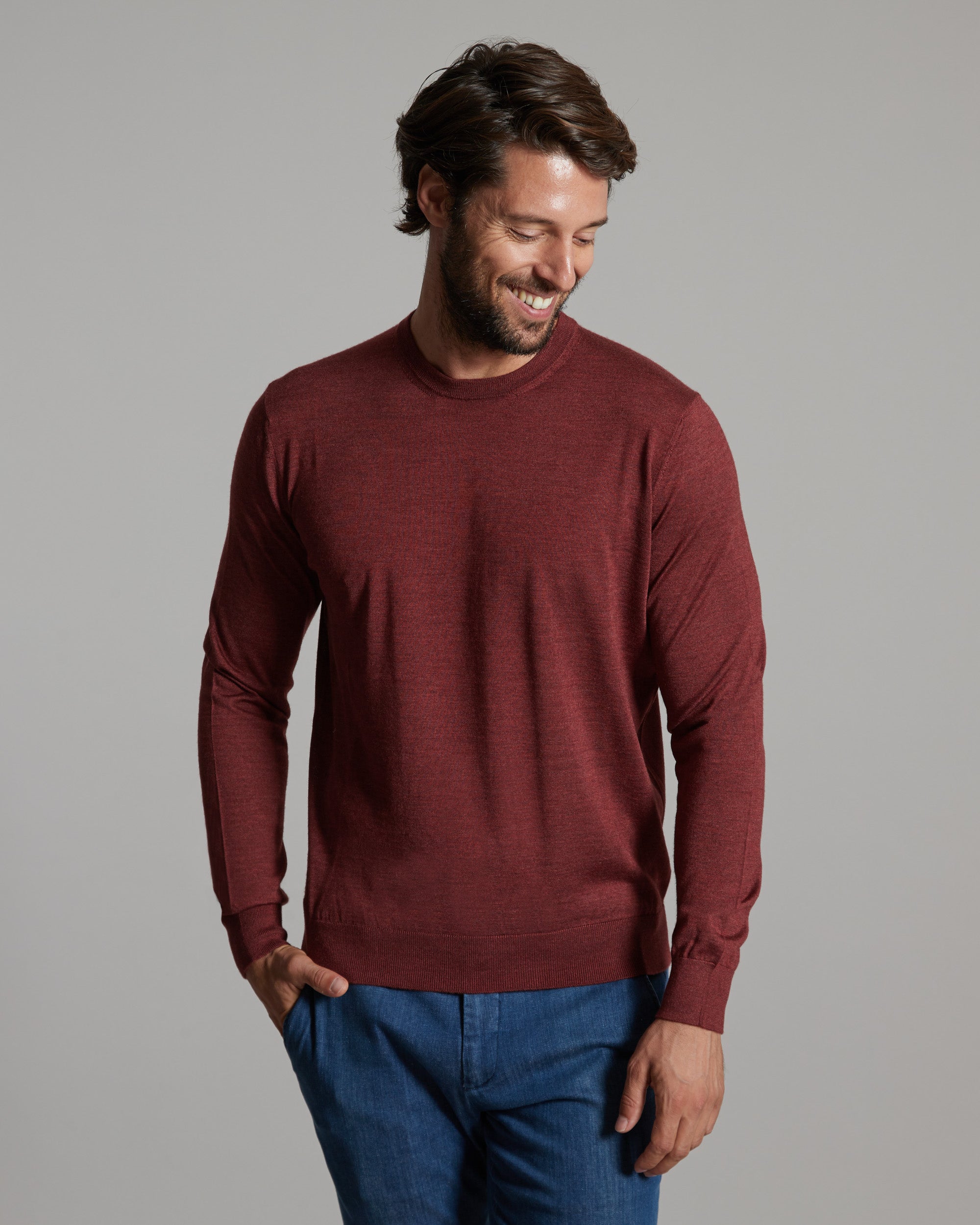 Maglia girocollo in cashmere e seta bordeaux