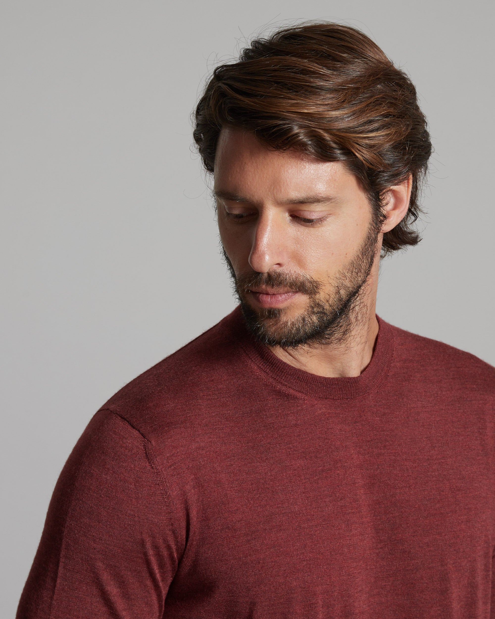 Bordeaux cashmere and silk men's round-neck sweater