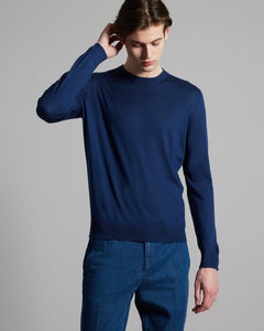 Light blue cashmere and silk men's round-neck sweater 2