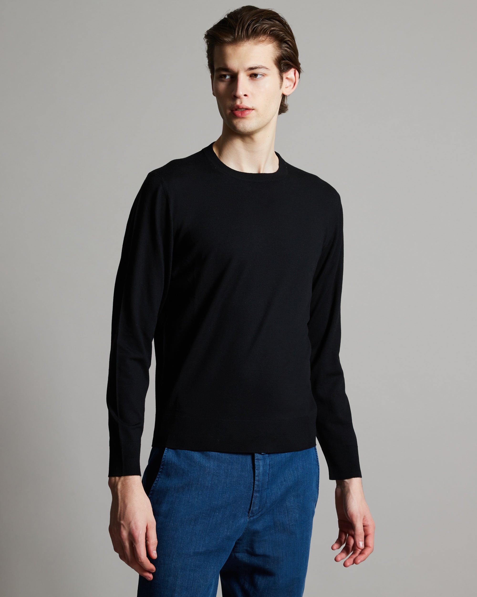 12.8 Kid Wool black crewneck