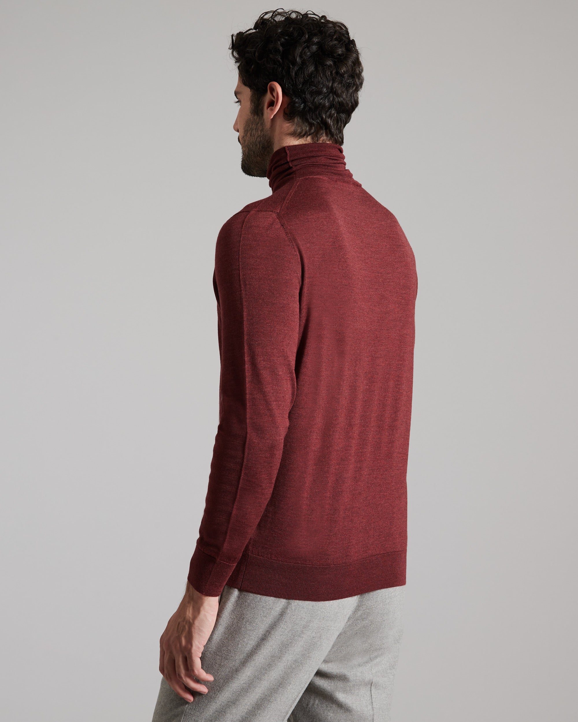 Maglia dolcevita da uomo in cashmere seta bordeaux