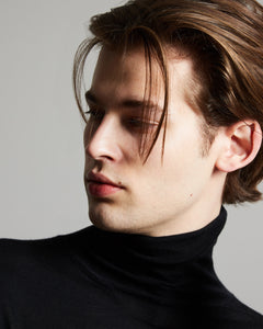 Black cashmere and silk men's turtleneck sweater