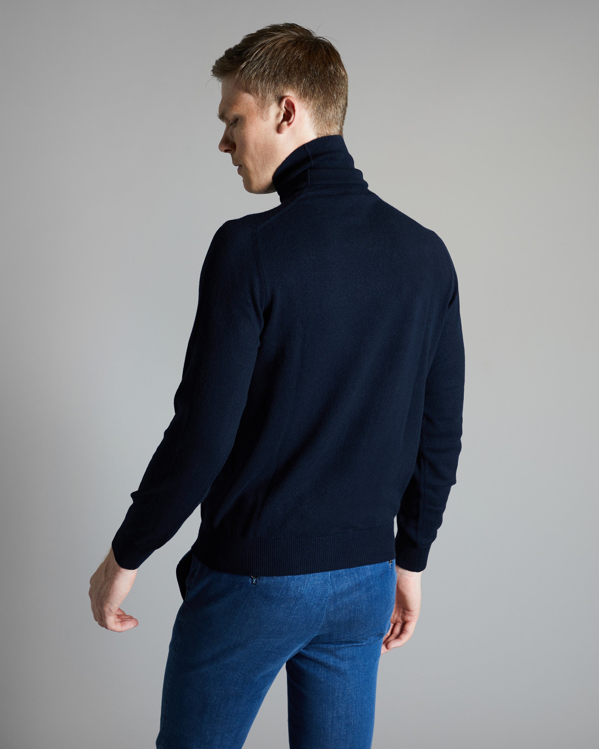 Blue Kid Cashmere turtleneck sweater