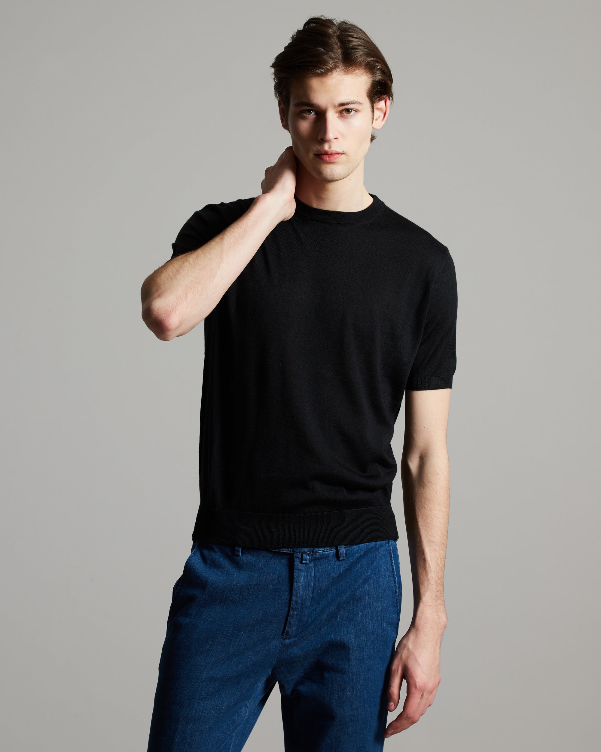 Black cashmere and silk men s T SHIRT