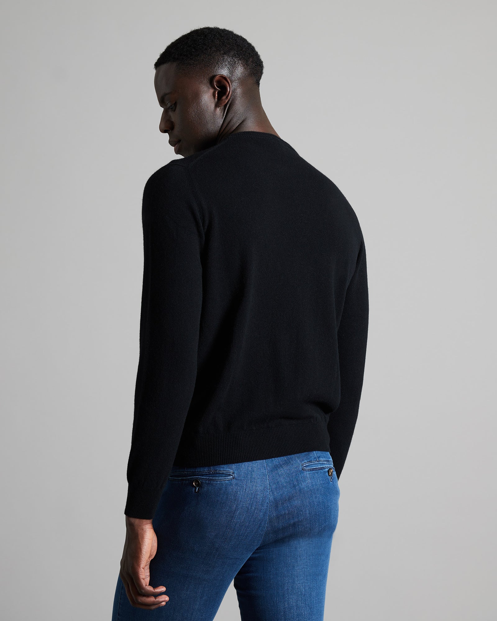 Black kid cashmere round-neck sweater