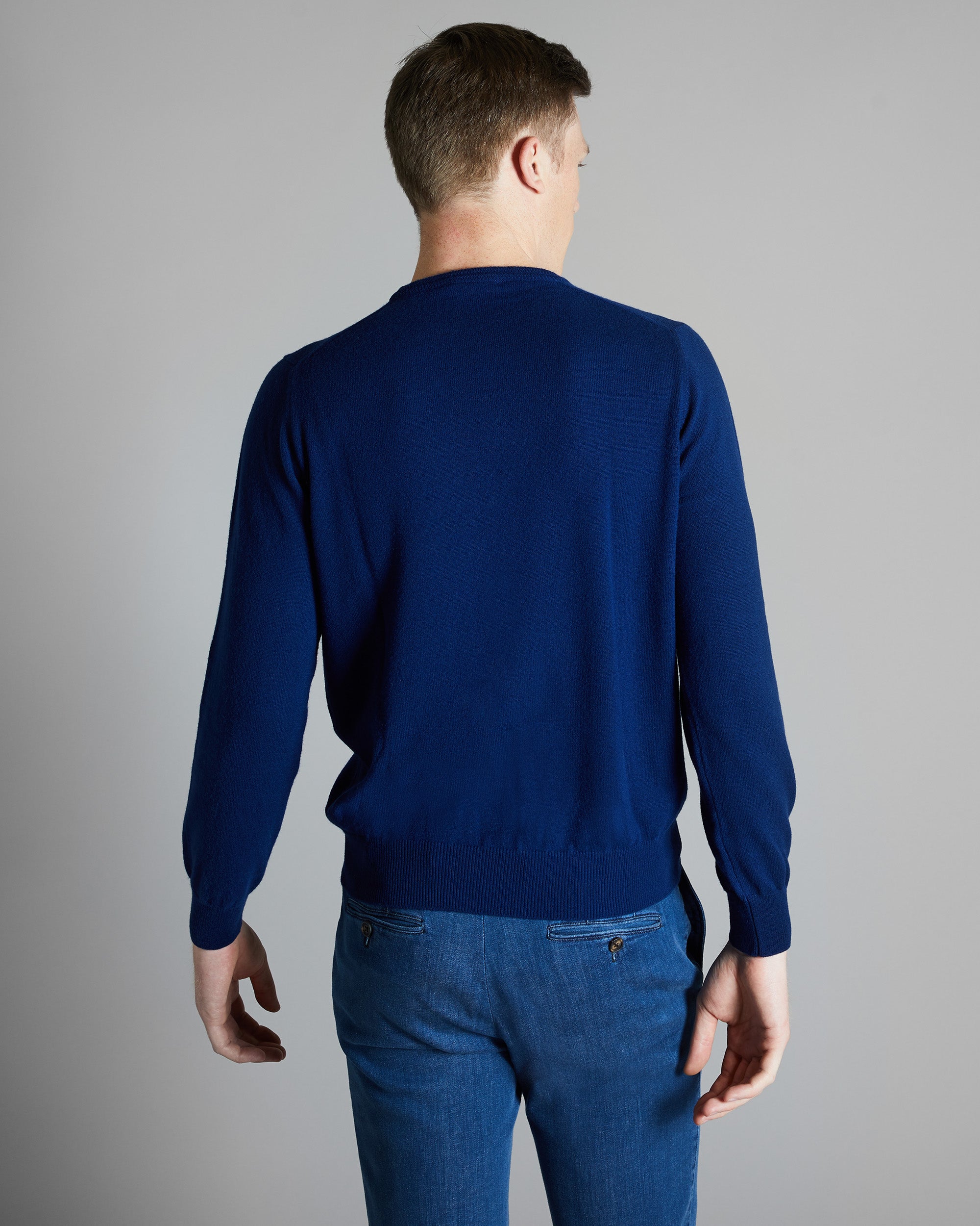 Maglia girocollo in Kid Cashmere blu