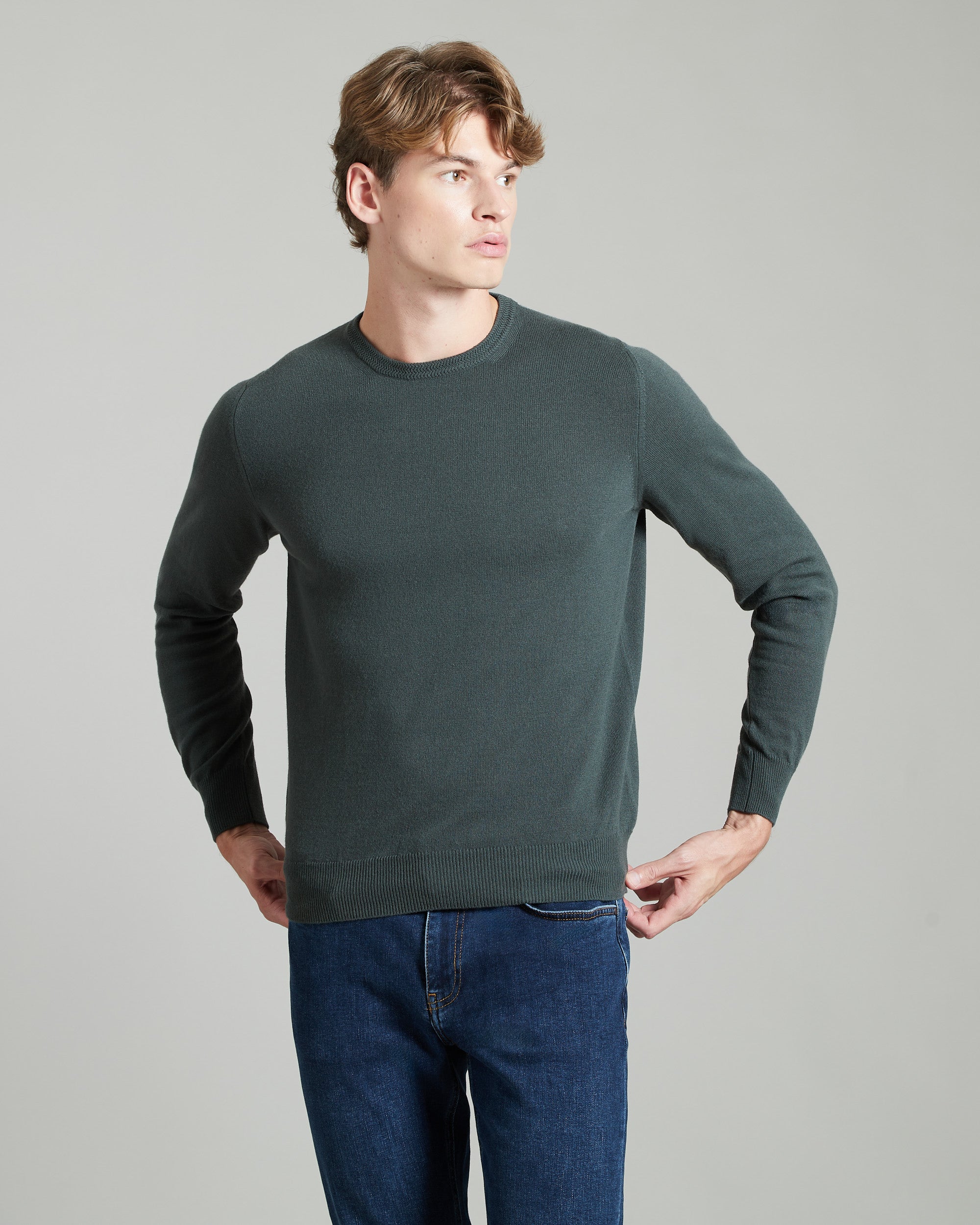 Army green kid cashmere round-neck sweater