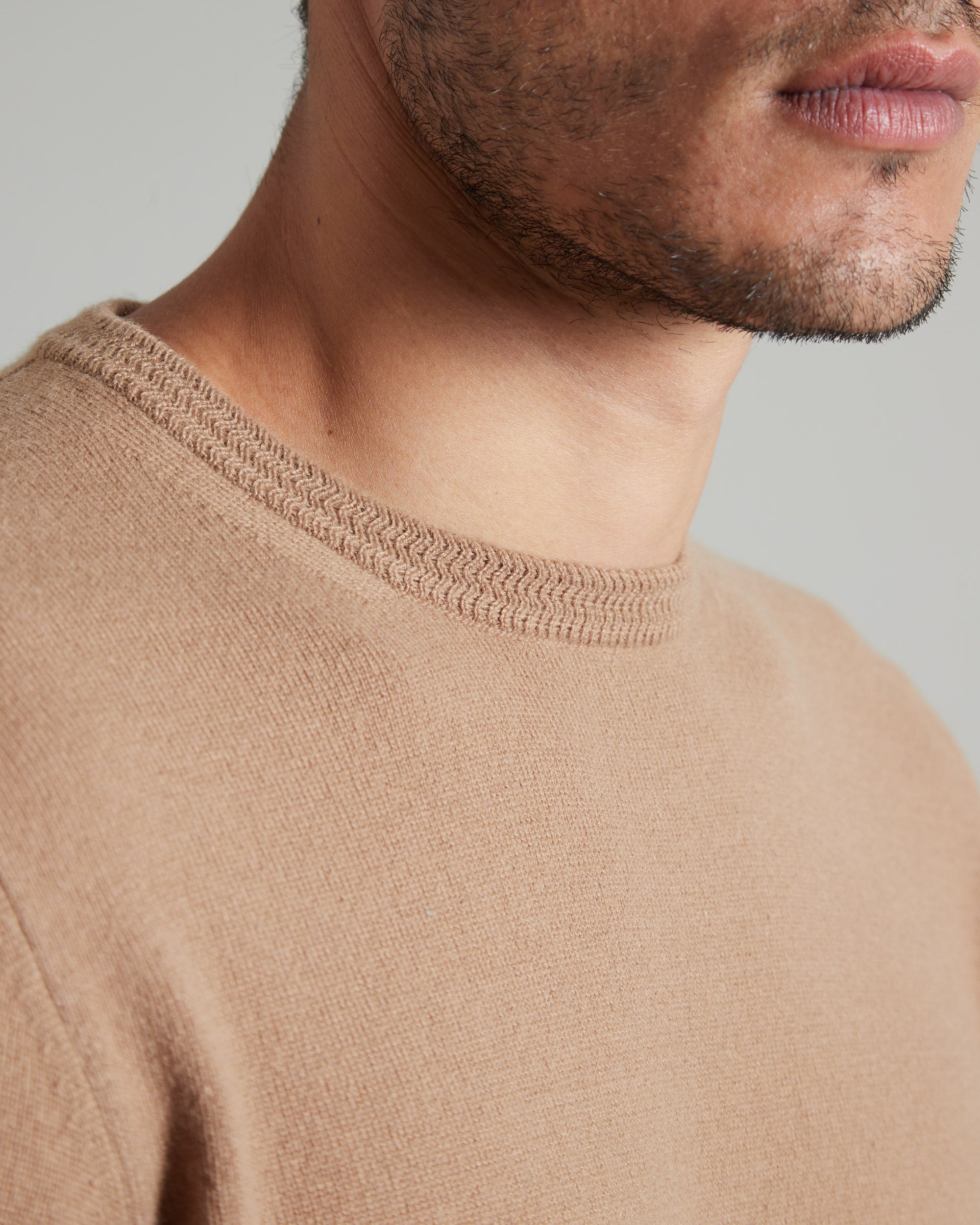 Brown kid cashmere round-neck sweater