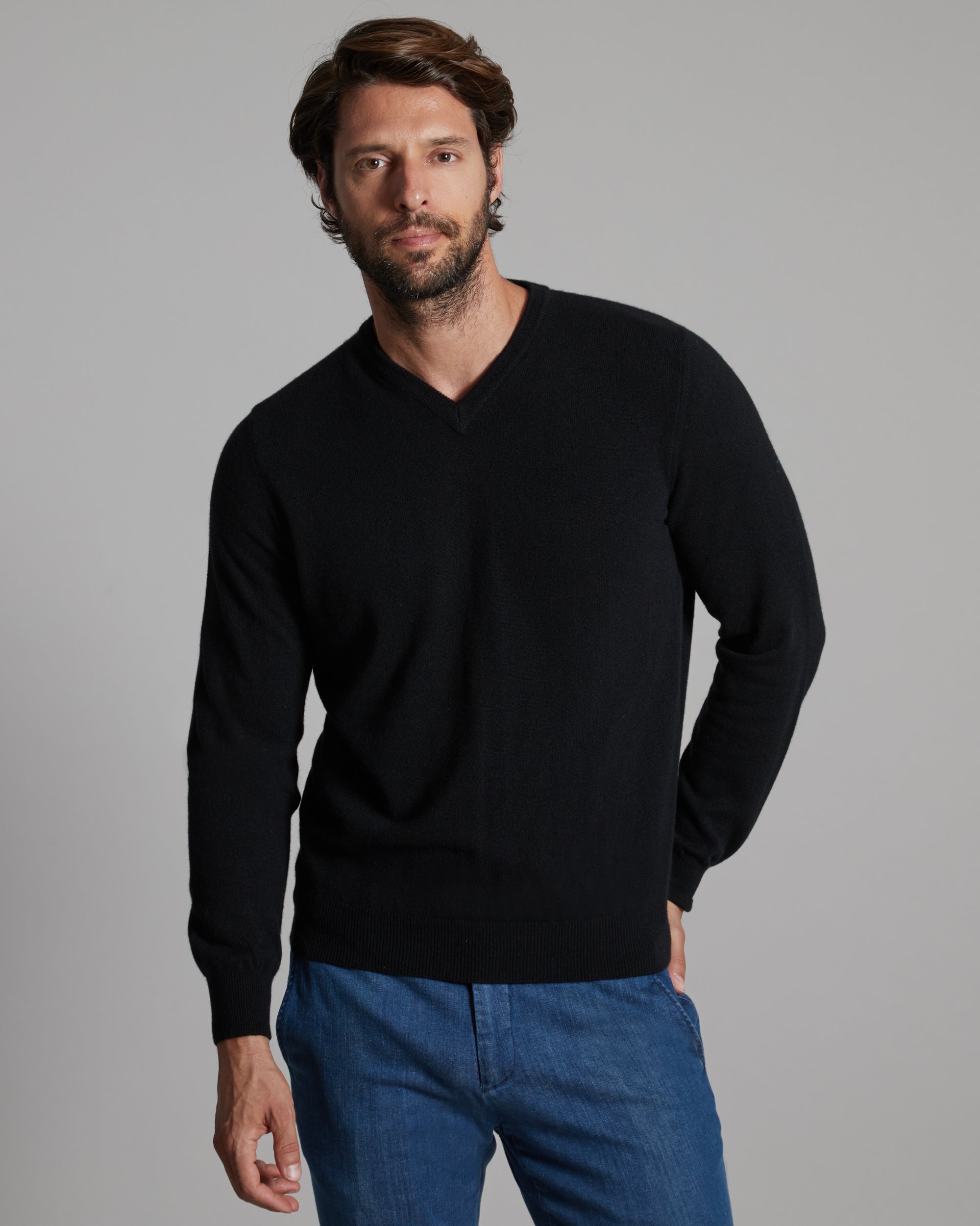 Black kid cashmere V-neck sweater