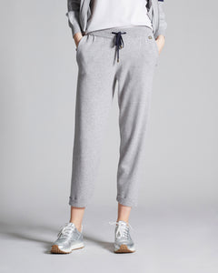Pearl grey Kid Cashmere jogging pants with cashmere and silk profiles