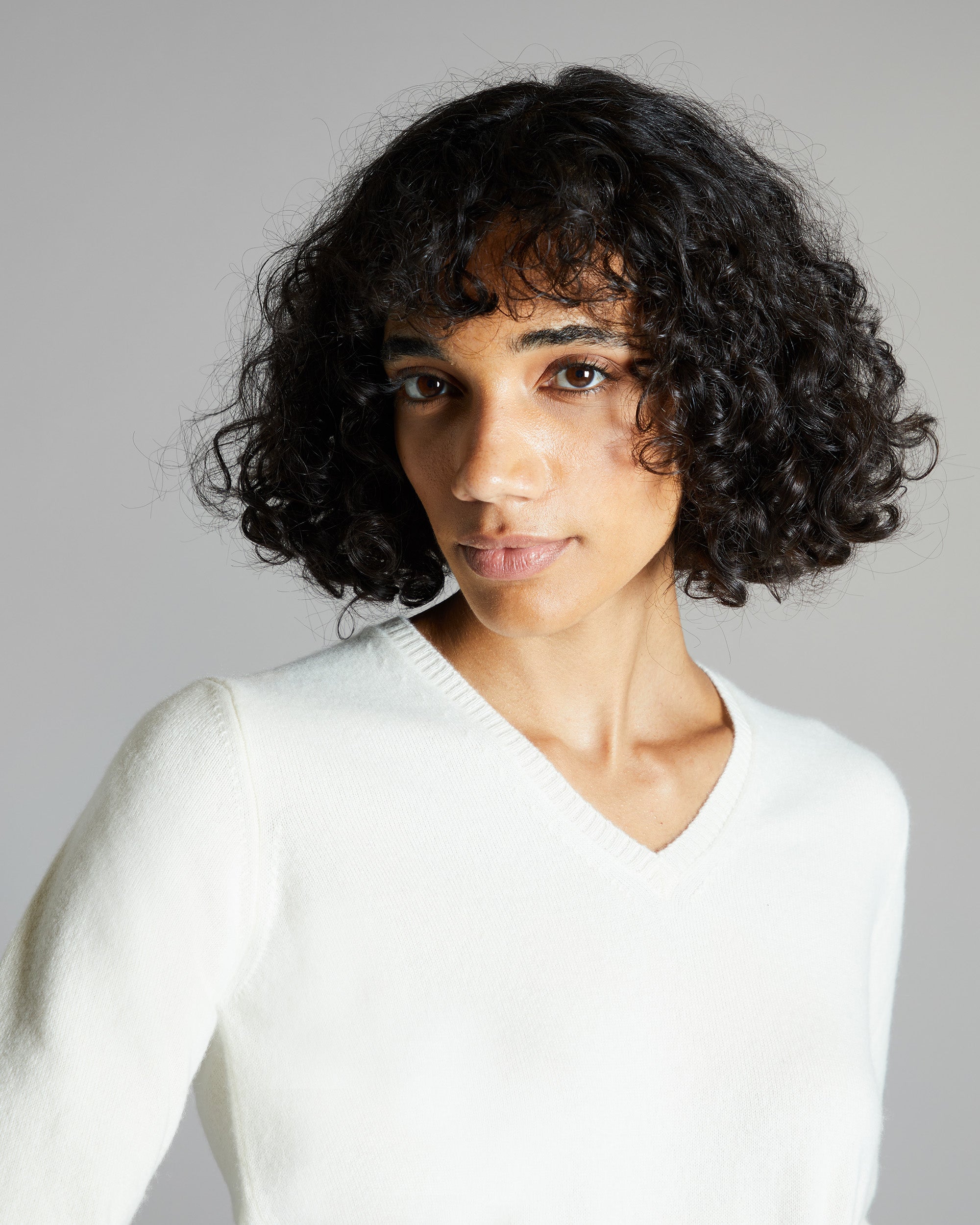 Natural white Kid cashmere V-neck sweater
