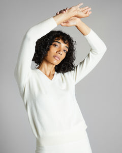Natural white Kid cashmere V-neck sweater