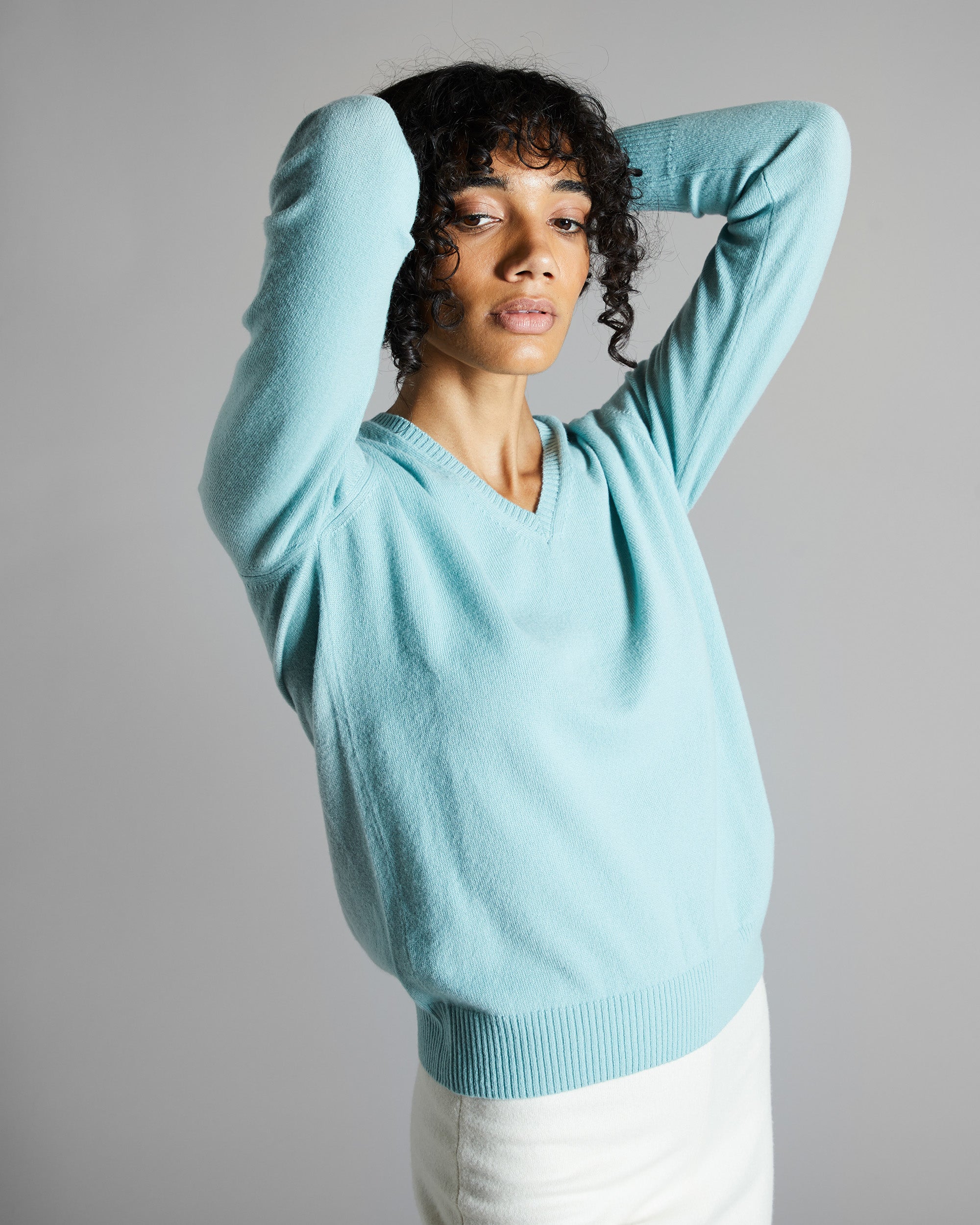 Light green Kid cashmere V-neck sweater
