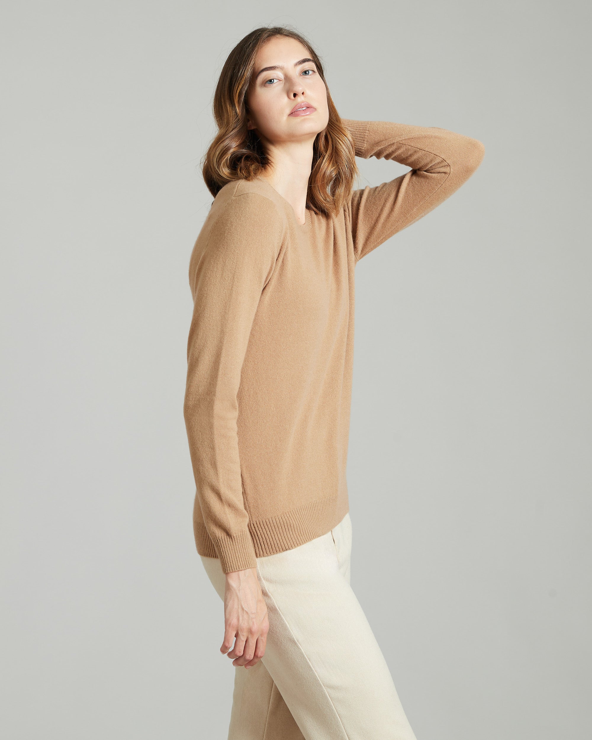 Camel kid cashmere round-neck sweater