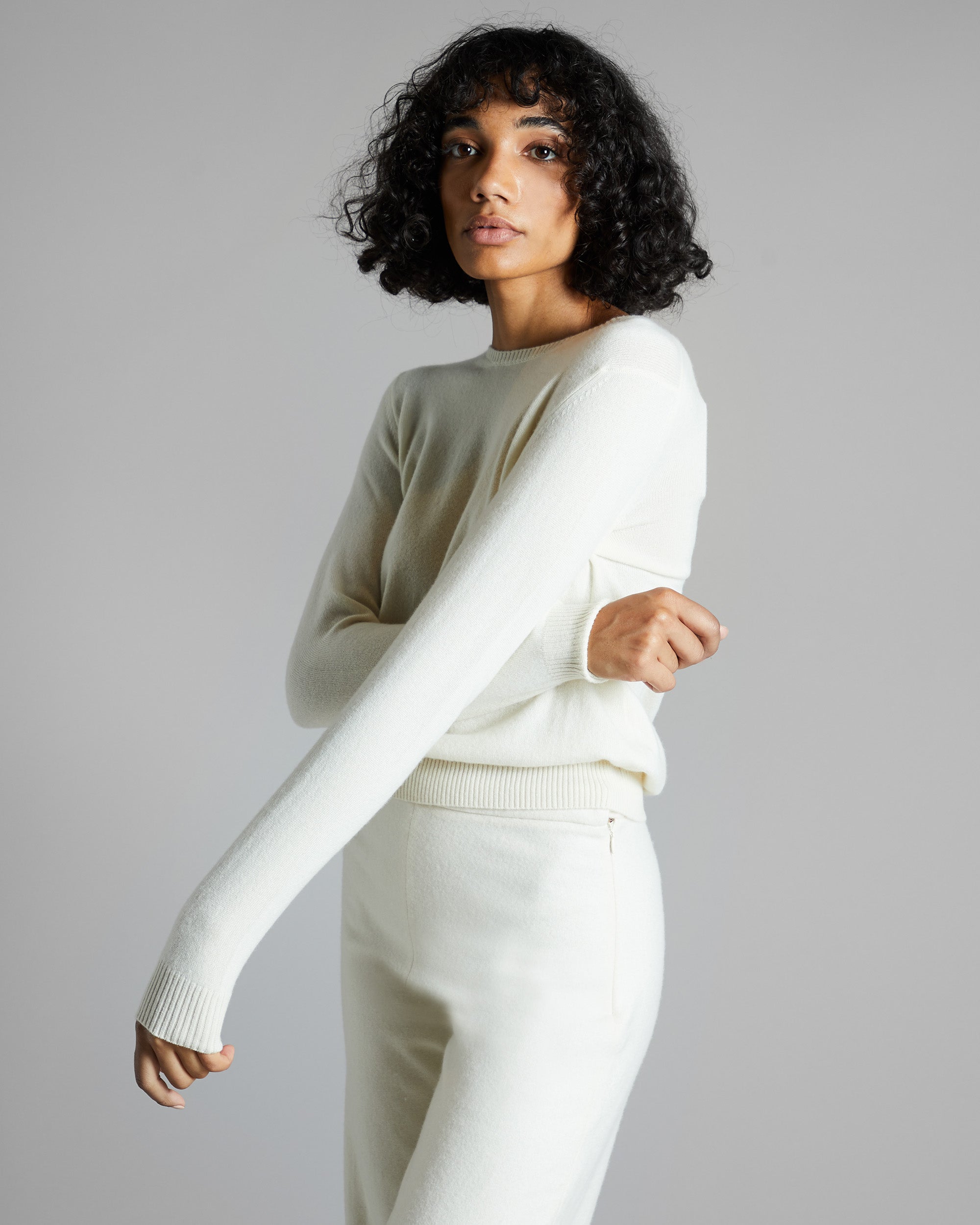 White kid cashmere crew neck sweater