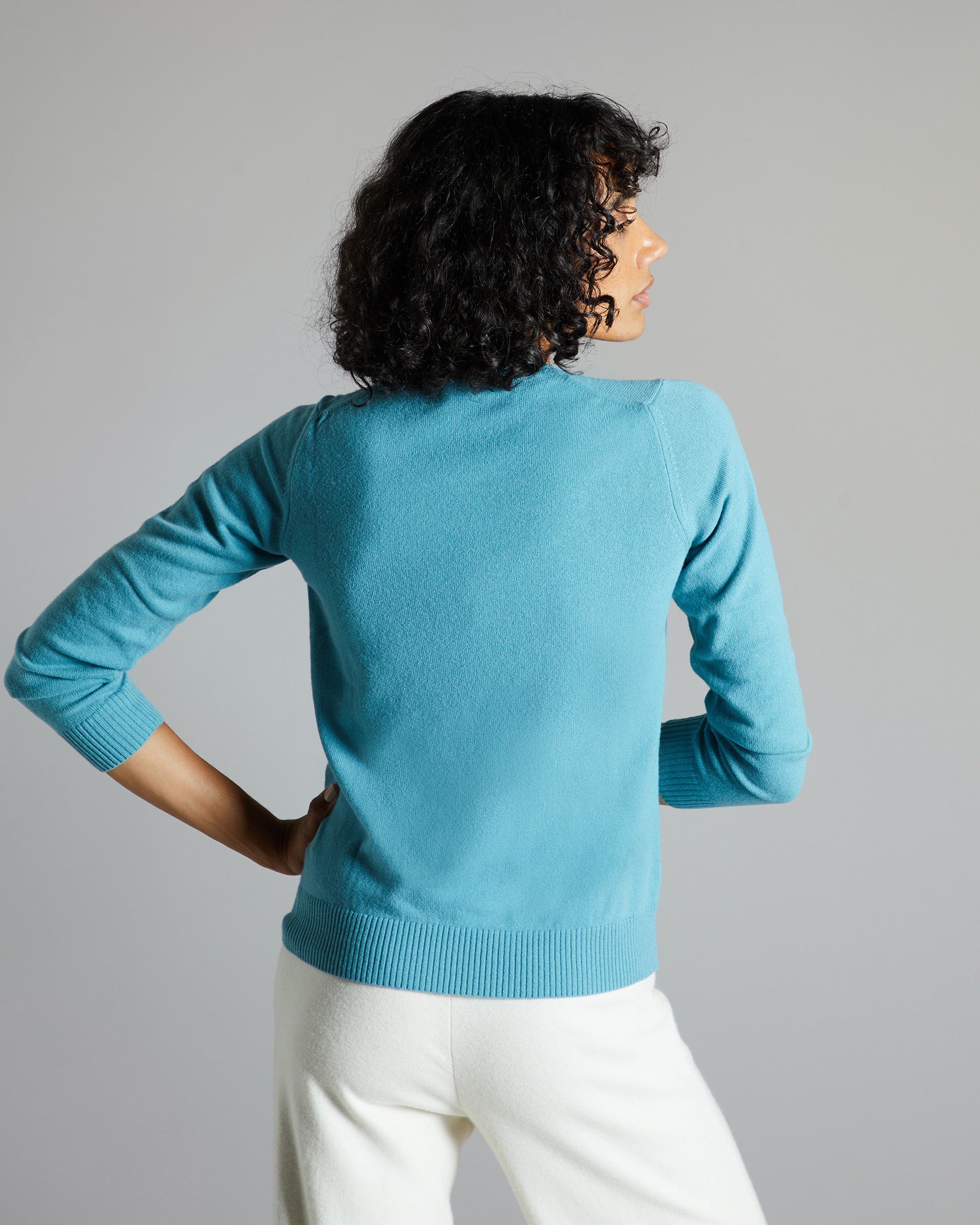 Green kid cashmere round-neck sweater 3