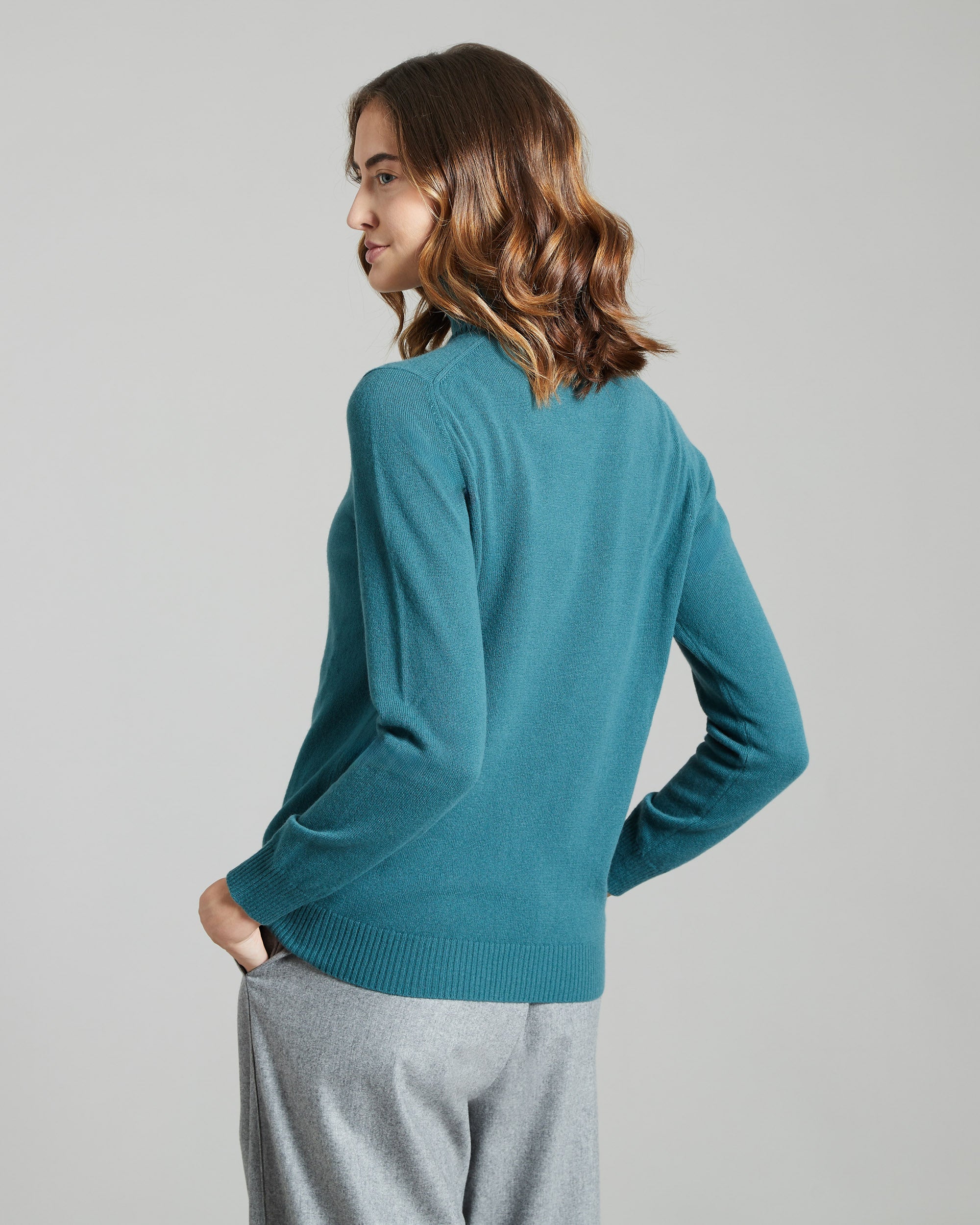 Green kid cashmere turtleneck sweater