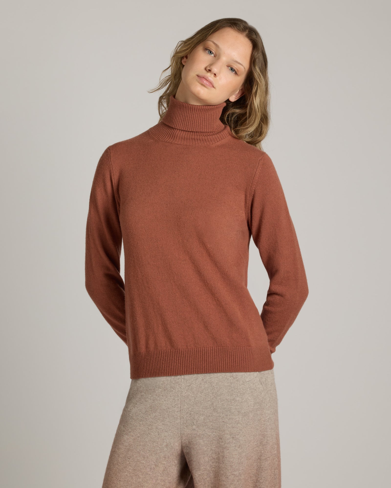 Orange Kid cashmere turtleneck sweater 2