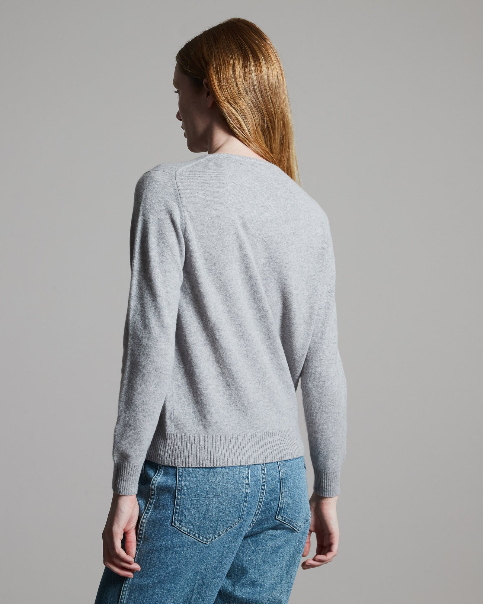 Light grey kid cashmere round-neck cardigan 4