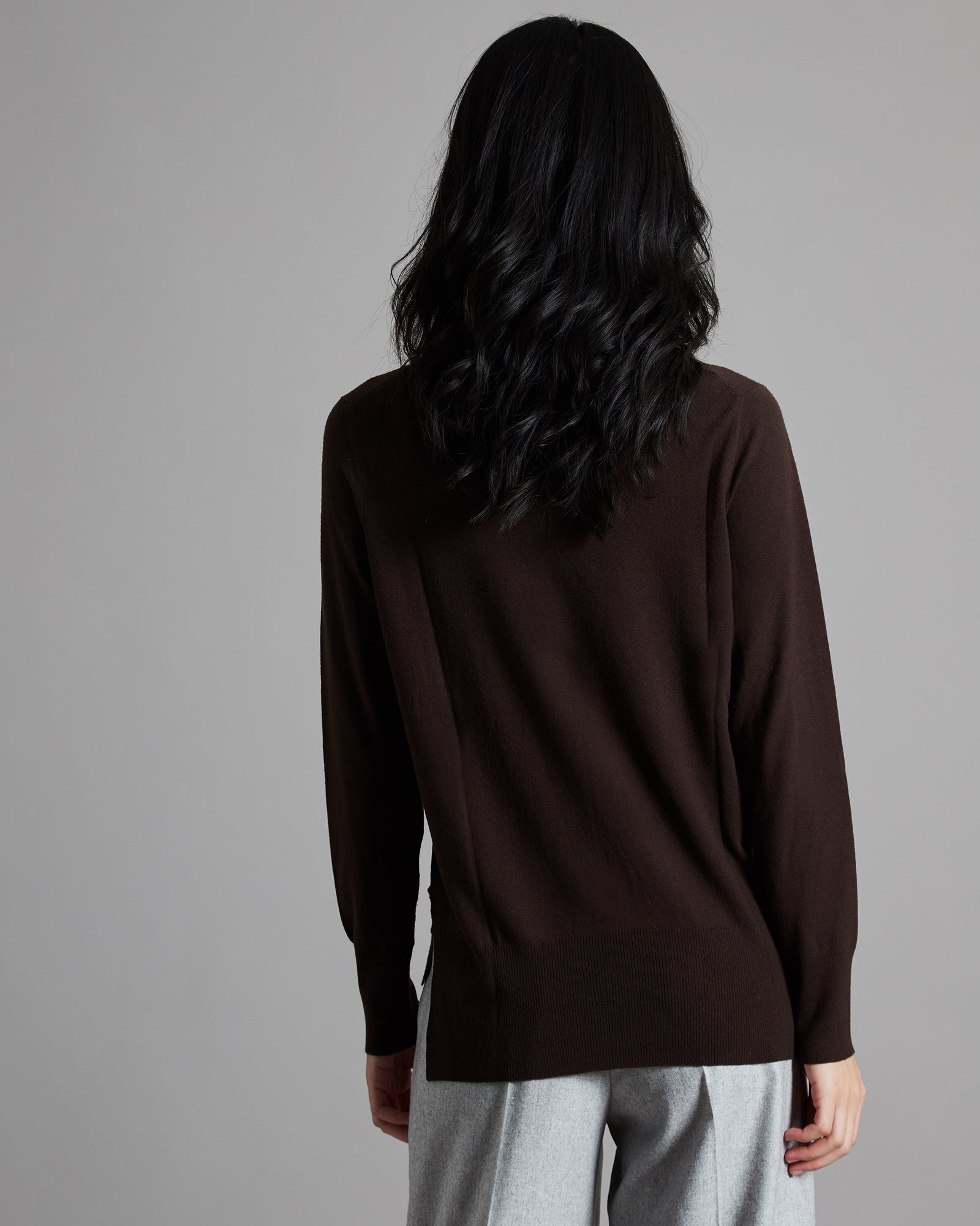 12.8 Kid Wool brown V neck sweater 3