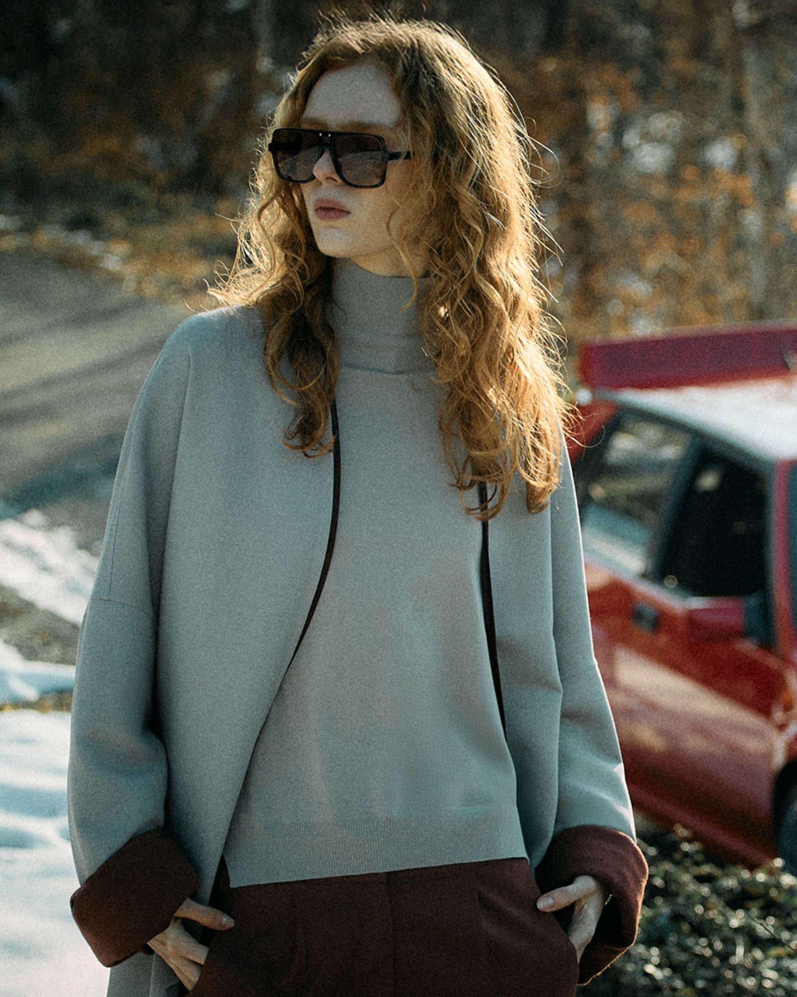 12.8 Kid Wool beige turtleneck