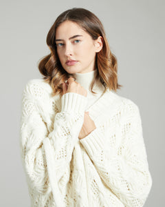 White three dimensional cardigan in kid cashmere 3
