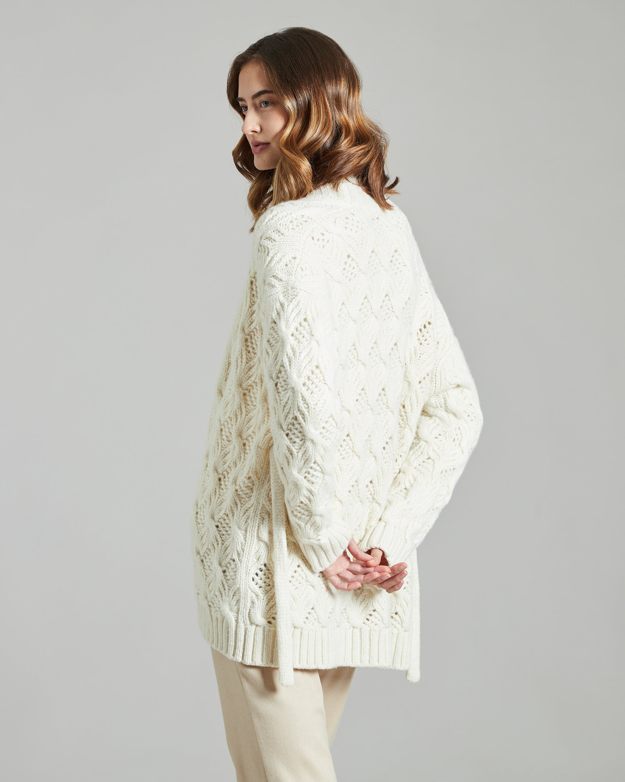 Cardigan in Kid Cashmere intreccio tridimensionale bianco