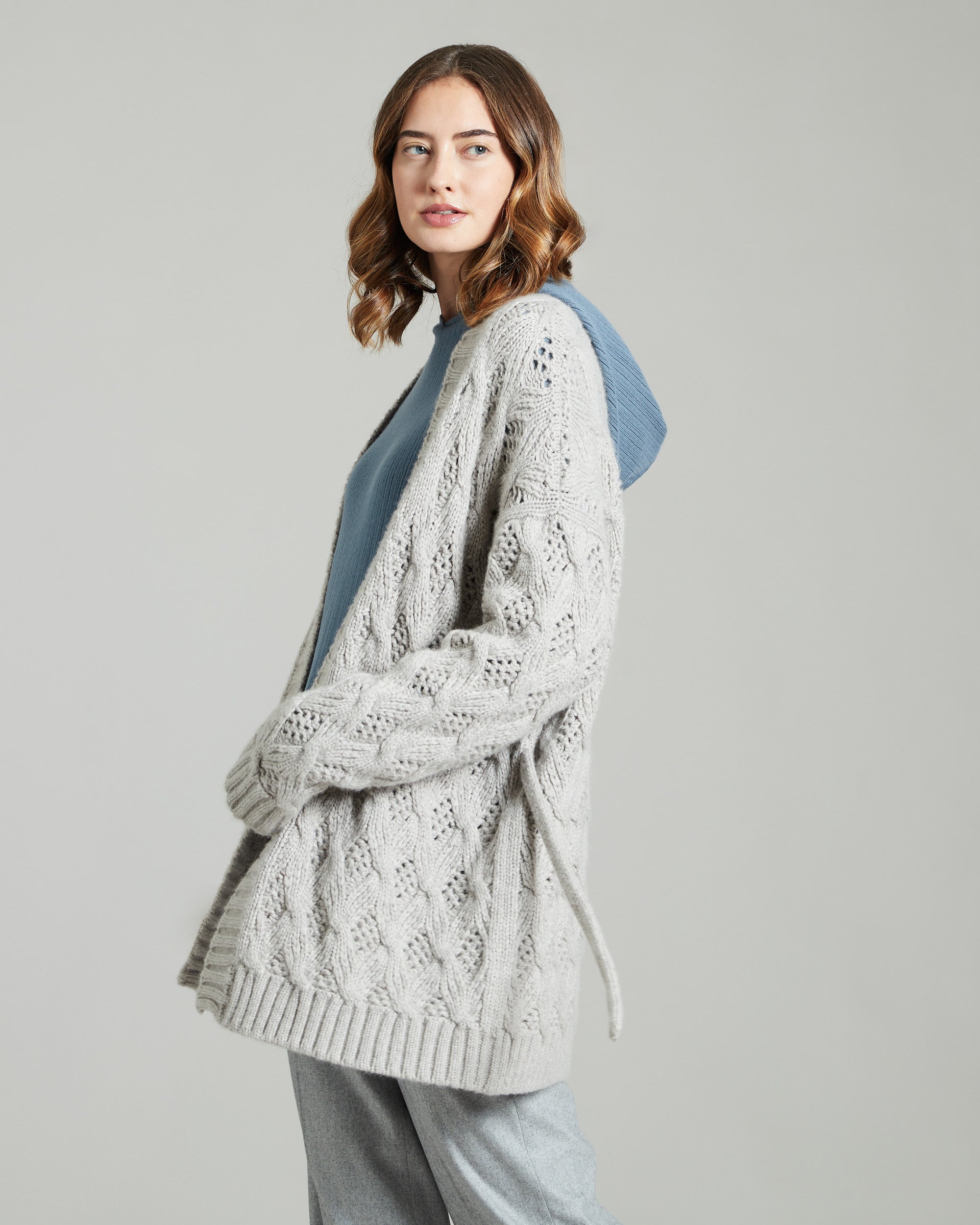 Three dimensional cardigan in kid cashmere