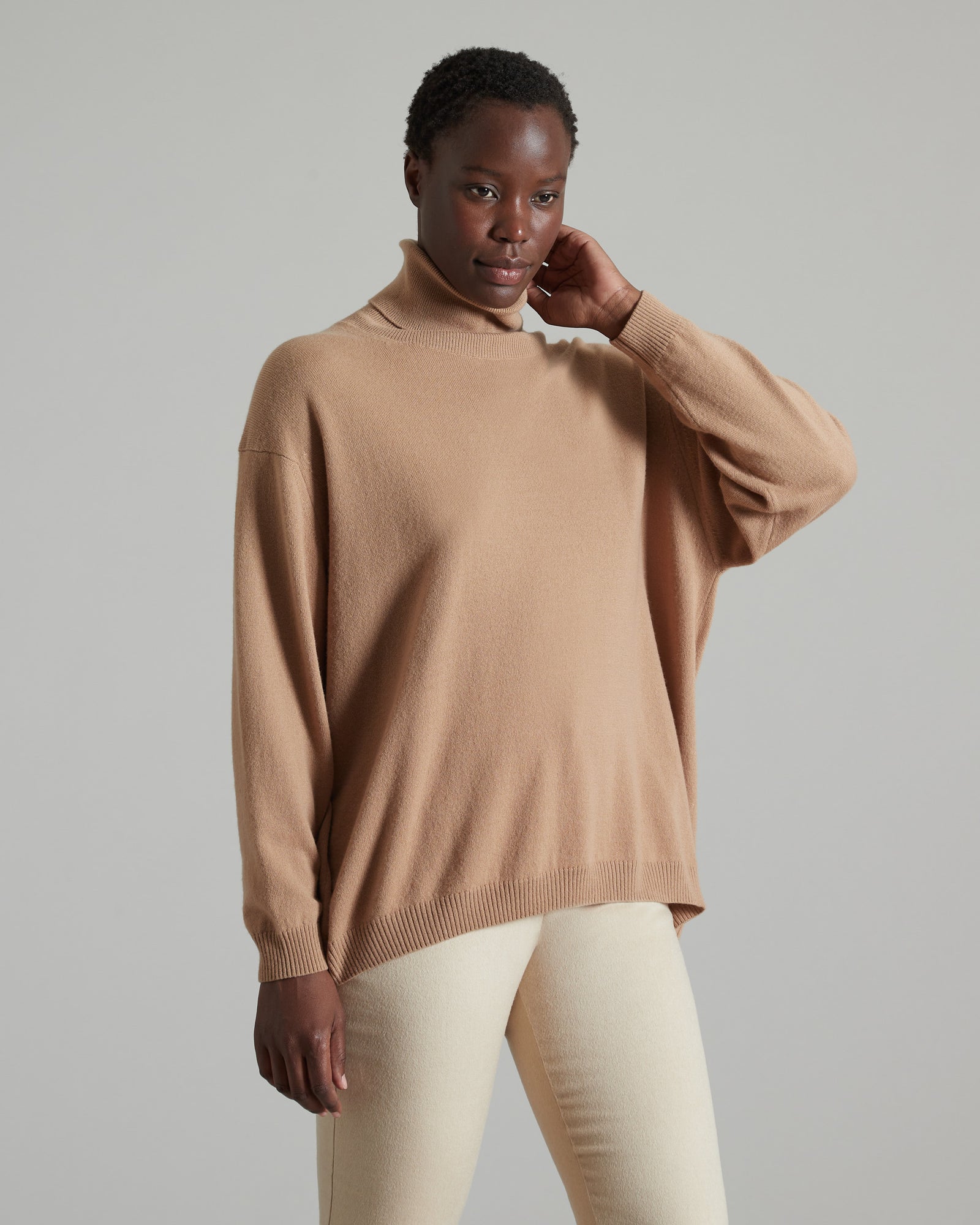 Beige Kid Cashmere turtleneck sweater