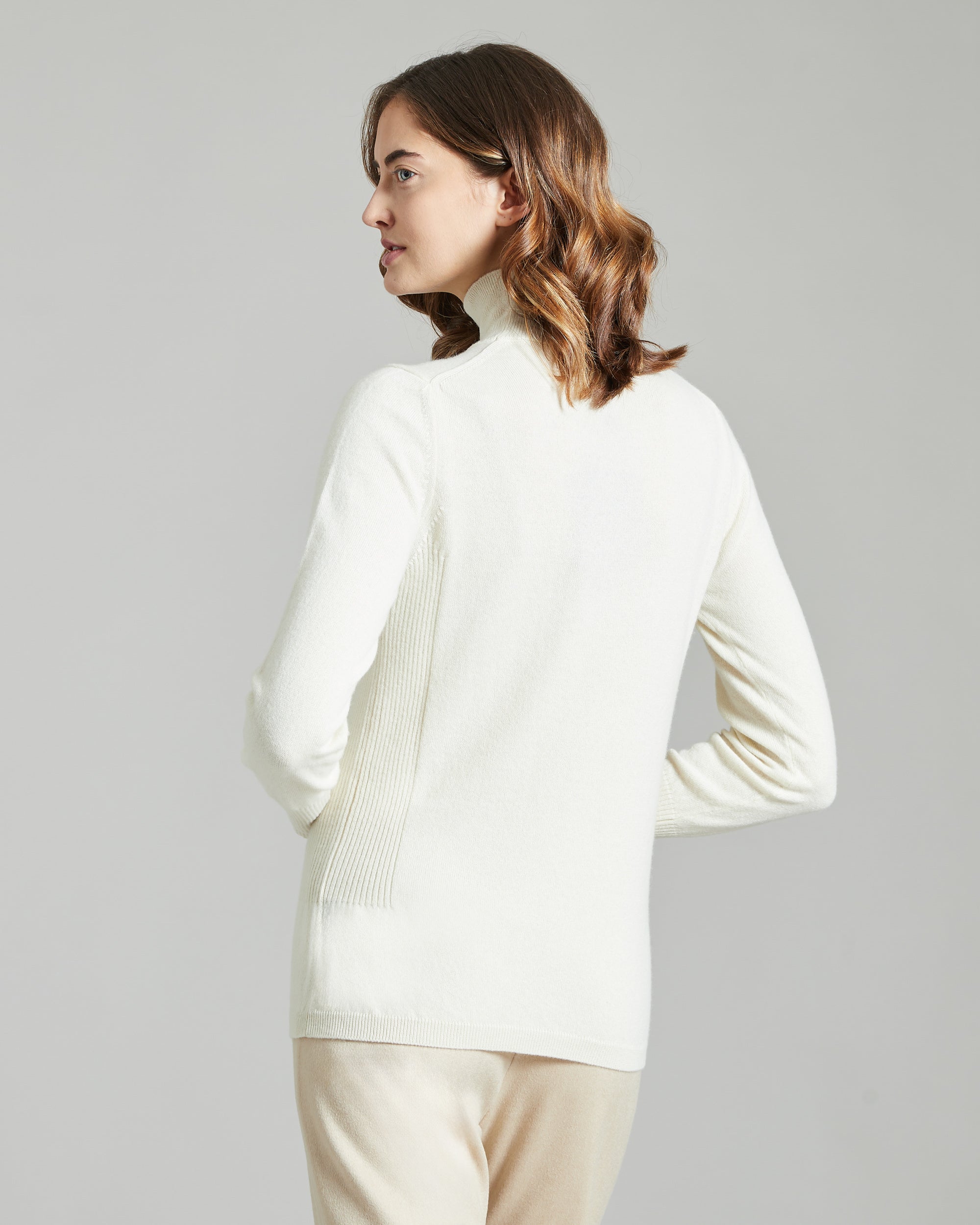 White Kid Cashmere turtleneck sweater