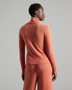 Pullover mit hohem Kragen aus orangefarbenem   Kid Cashmere