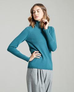 Pullover mit hohem Kragen aus gruenem  Kid Cashmere