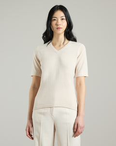 Kid Cashmere v-neck with floral embroidery 2