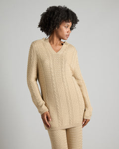Knitted cashmere and silk sweater with an interwoven stitch