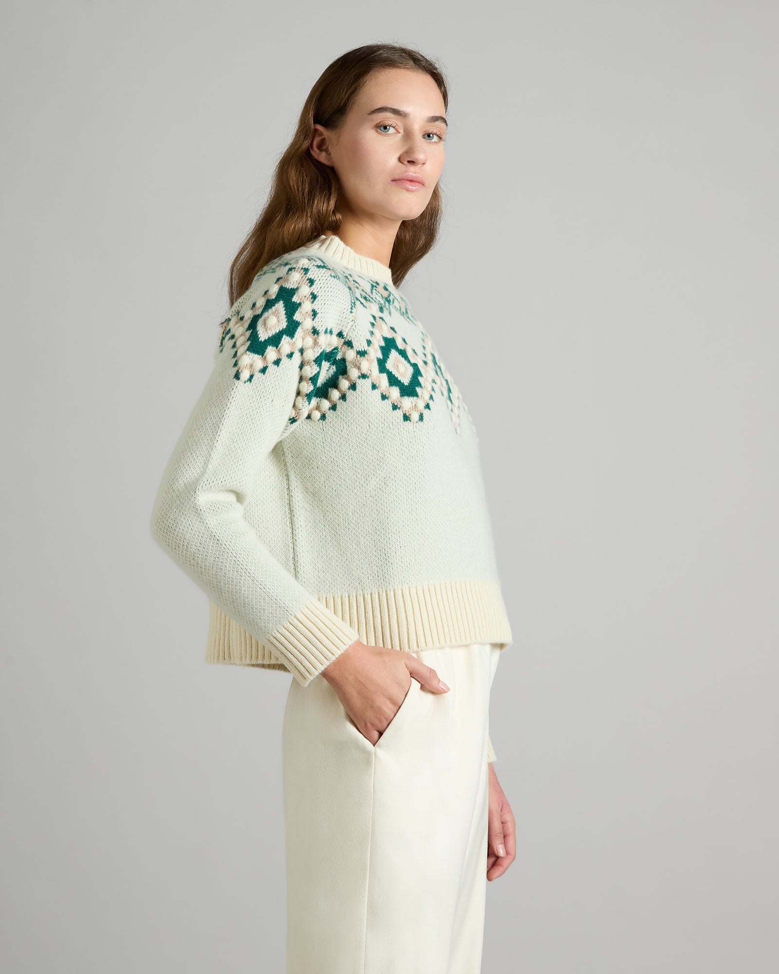 Diamond-patterned crewneck sweater in kid cashmere 2
