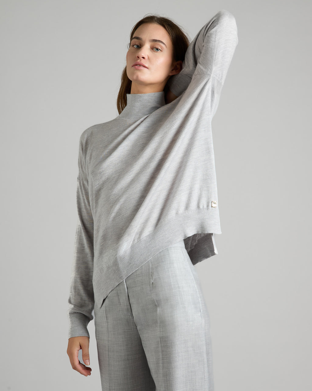 Oversized high neck sweater in cashmere and silk